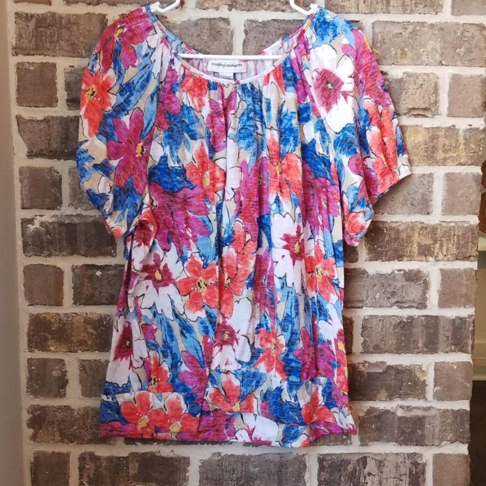 💥❤Cathy Daniels Floral Banded Hem Top